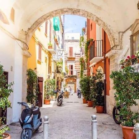 Arco Della Luna Bari Kültér fotó